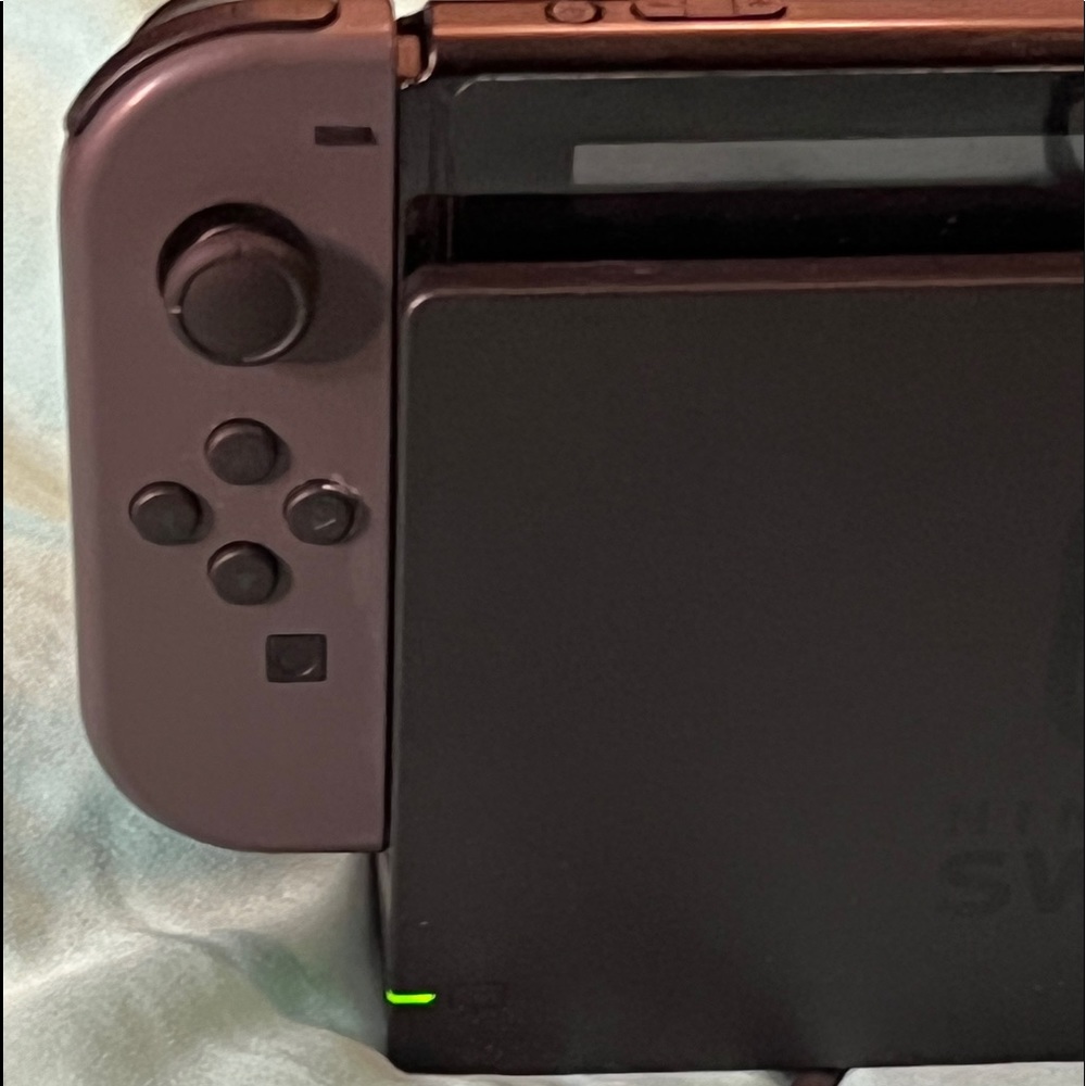Nintendo Switch with Gray Joy-Con - Picture 14 of 14